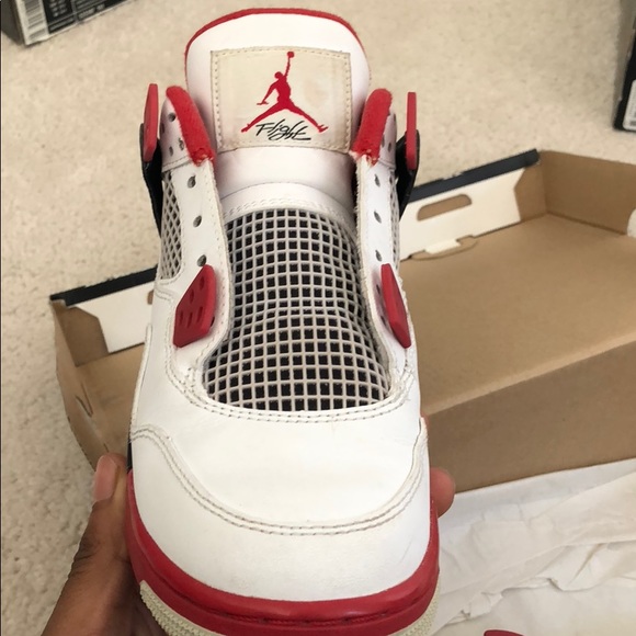 Jordan 4 - Picture 2 of 2